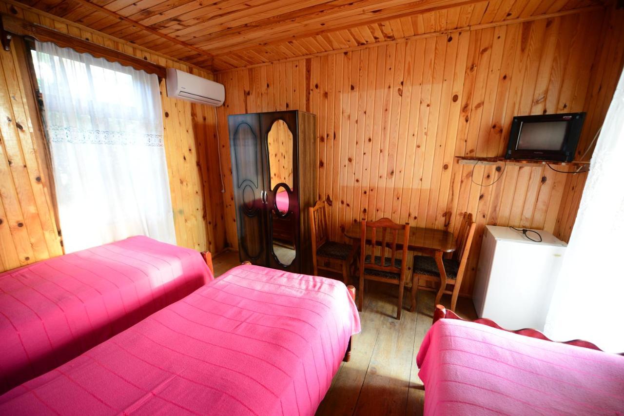 Guest House Imeda Квариати Екстериор снимка